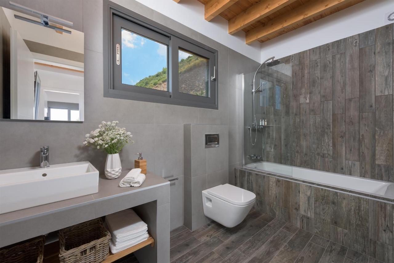 Kalamítsi Kathisma Bay Villas - Luxury Villas - Villa Helios מראה חיצוני תמונה